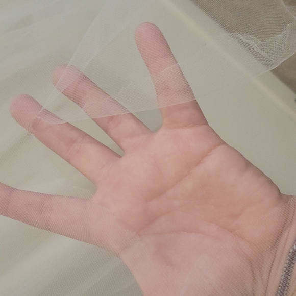 Beautiful cream-colored, formal, sleeveless dress - Picture 4 of 6